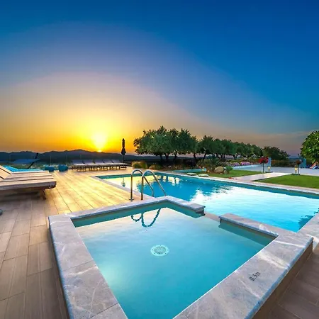 Mythic Olive One Floor Villa-amazing View-heated Poll *