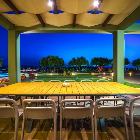 Mythic Olive One Floor Villa-amazing View-heated Poll Villa