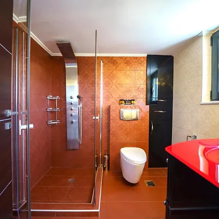 Villa Mythic Olive One Floor Villa-amazing View-heated Poll Ligidhes